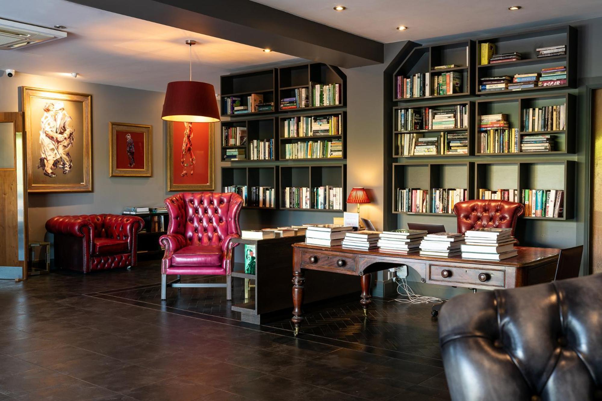 Cliffs Of Moher Hotel Liscannor Exterior foto